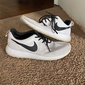 Nike Customized EiD Tennis Shoes